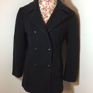 Forecaster of Boston brand woman’s 6 wool coat🛍